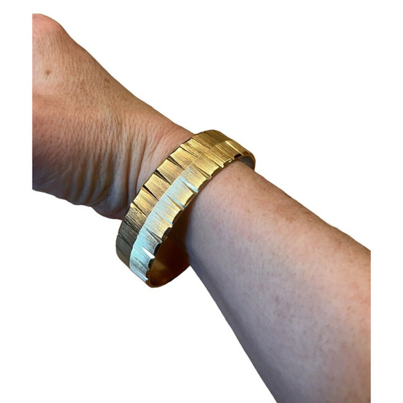 Vintage Monet Gold Tone Etched Thick Bangle Bracelet Large Texture 3/4" thick - Picture 3 of 4